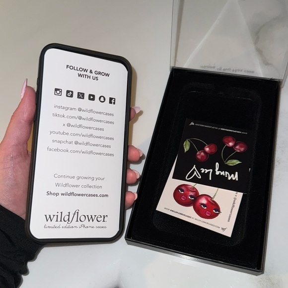 Wildflower iPhone 15 Pro Max Case - Picture 2 of 7